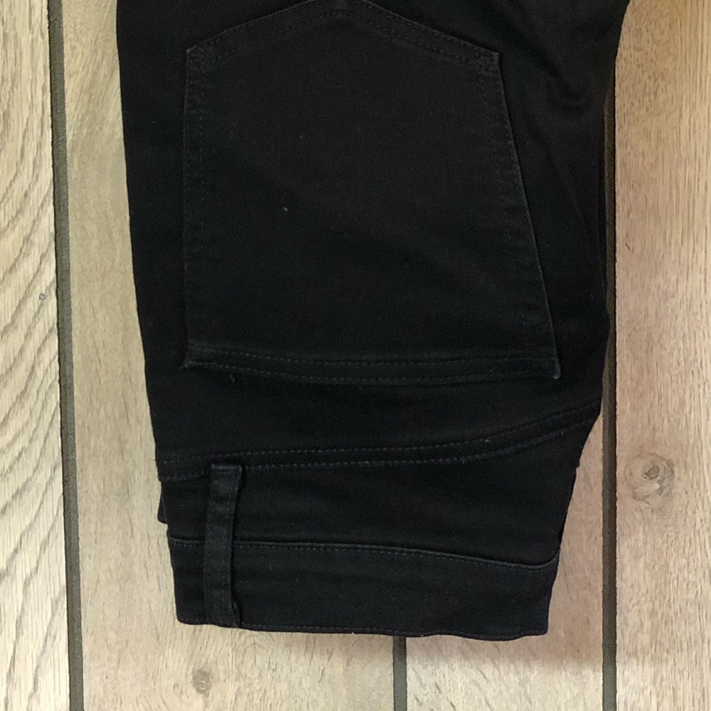 Black Skinny Jean